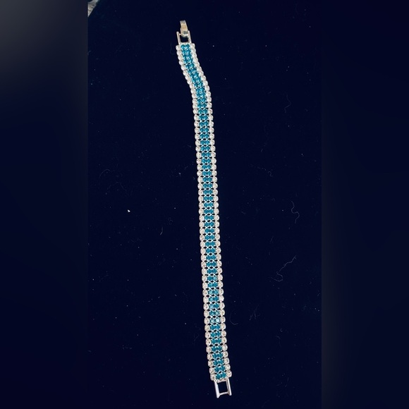 Shiny Inlaid Zircon Bracelet - Picture 5 of 5